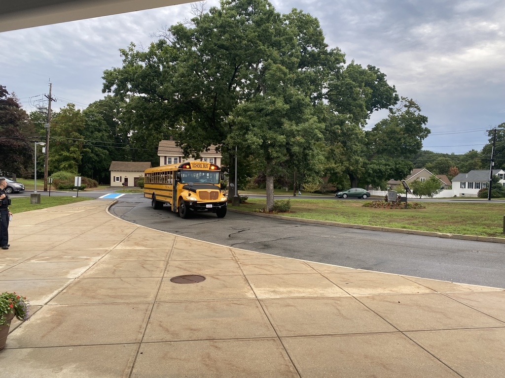 First bus arriving to MMS